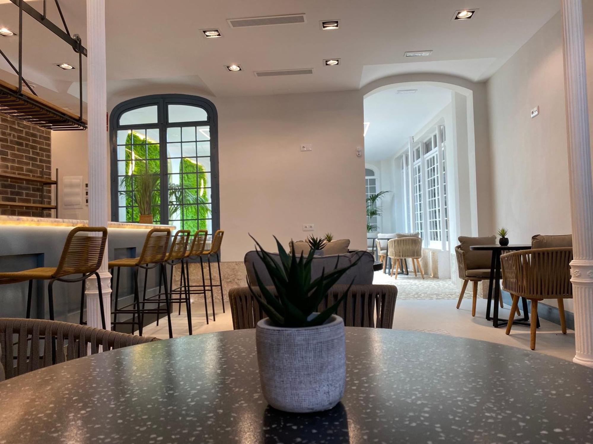 Ibsen Almagro Apartment Exterior photo